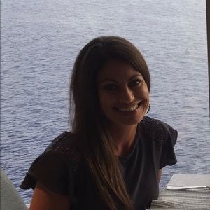 Meet your Posher, Holly